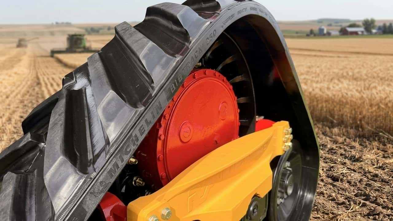 svolta-nei-cingoli-agricoli-camso-ora-e-michelin-bibtrack
