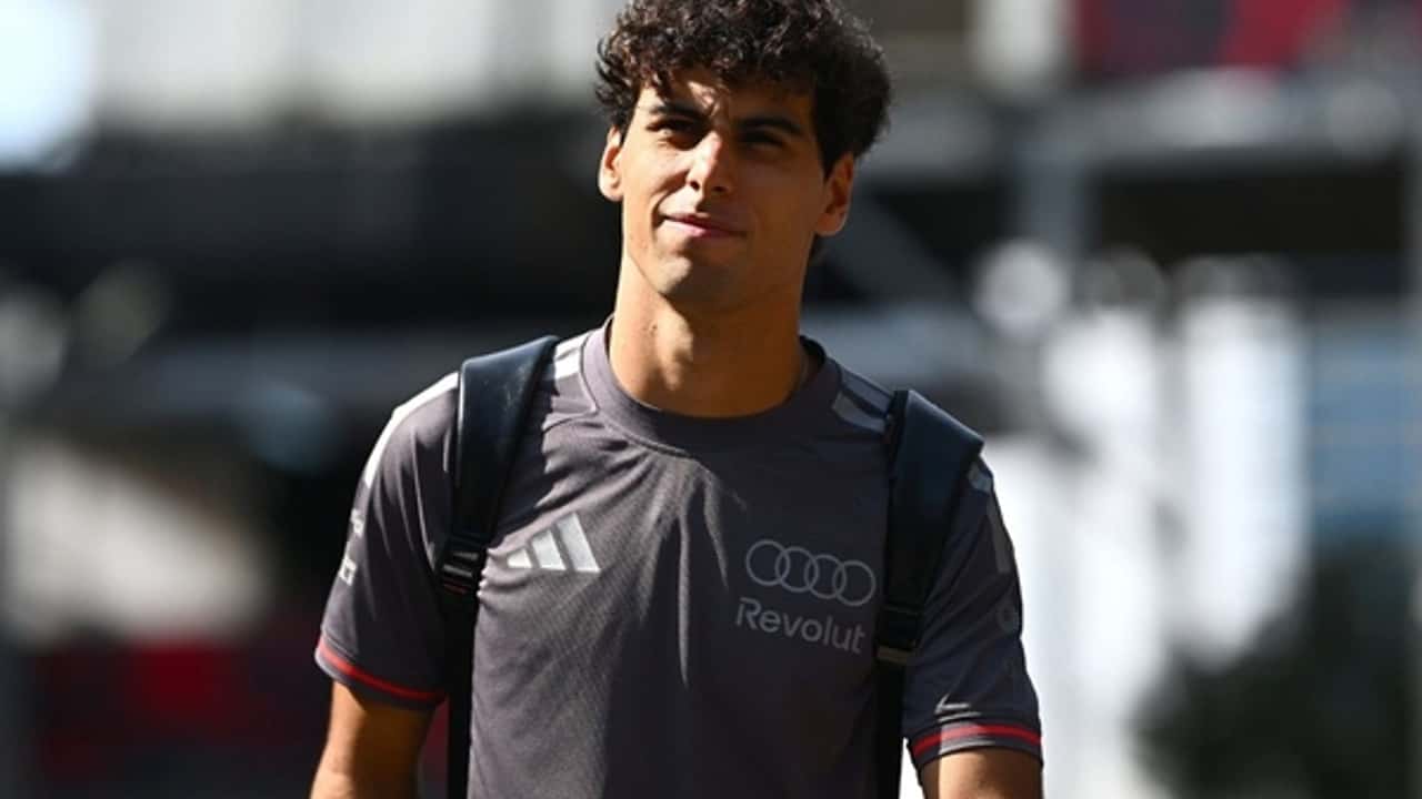 F1: Bortoleto faz alerta sobre segurança na classificação em Baku