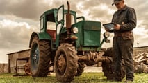 revisione-trattori-prima-scadenza-a-dicembre-cosa-cambia-con-le-officine-convenz