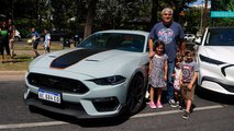 Rosario Ariganello fue con sus hijos a The Run y exhibió su Ford Mustang Mach1 2020.