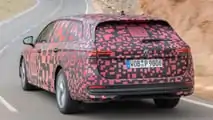 2024 Volkswagen Passat Variant teaser