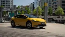 Toyota Prius V 2023