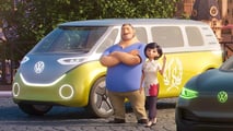 Miraculous Superhelden Ladybug und Cat Noir fahren vollelektrische Volkswagen
