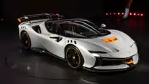 Ferrari SF90 XX Stradale y Ferrari SF90 XX Spider