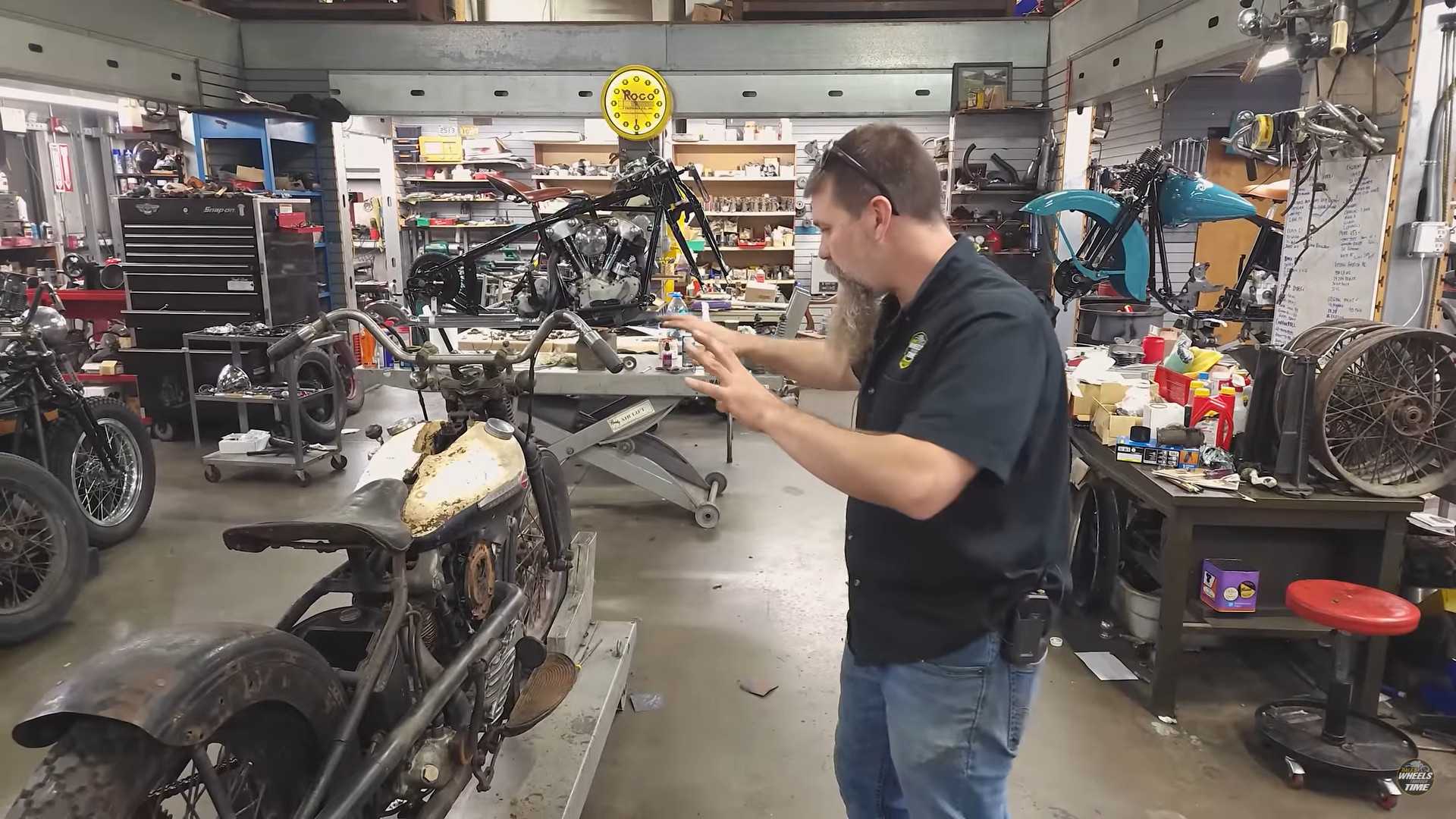 Watch Wheels Through Time Troubleshoot This UltraRare 1942 Harley Racer