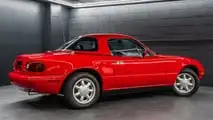 1990 Mazda MX-5 Miata Sold on Bring a Trailer