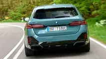 BMW i5 eDrive40 Touring (2024) nel test