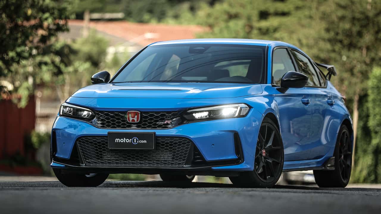 Do Mobi ao 911: os 43 carros manuais vendidos hoje no Brasil