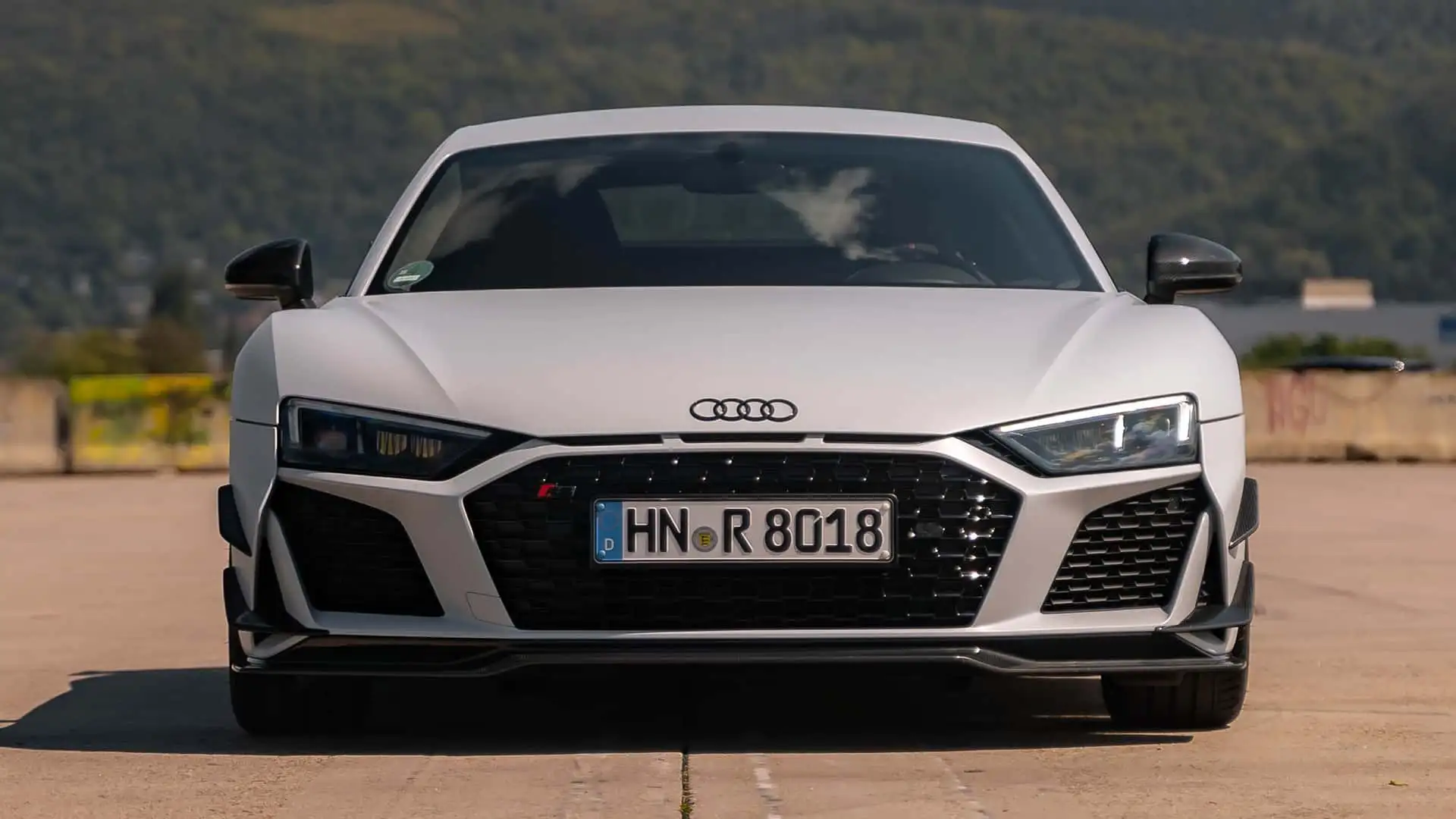 https://cdn.motor1.com/images/mgl/koEZMR/s1/audi-r8-gt-2023-last-drive-review.webp