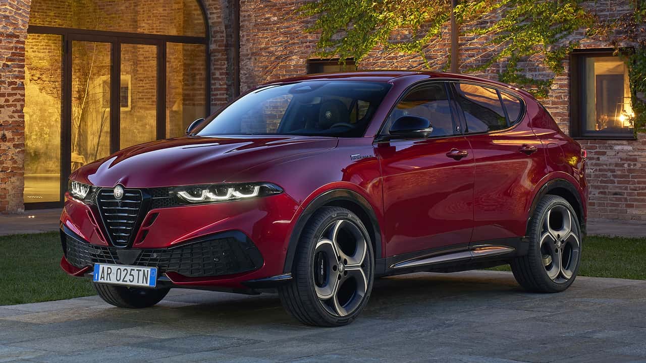 Nuova Alfa Romeo Tonale: look rinnovato e versione base, anche diesel