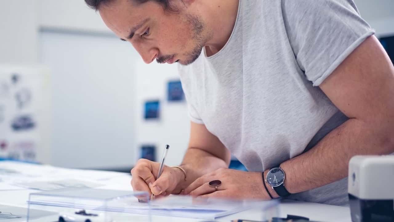 Attente auto tedesche, chi vi disegnava progetterà la concorrenza