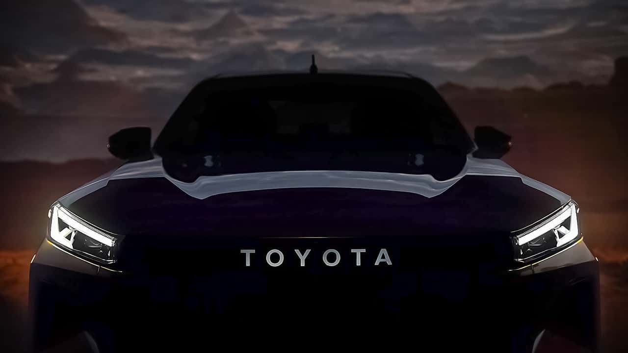 Il nuovo Toyota Hilux 2026 si svela con la prima foto teaser
