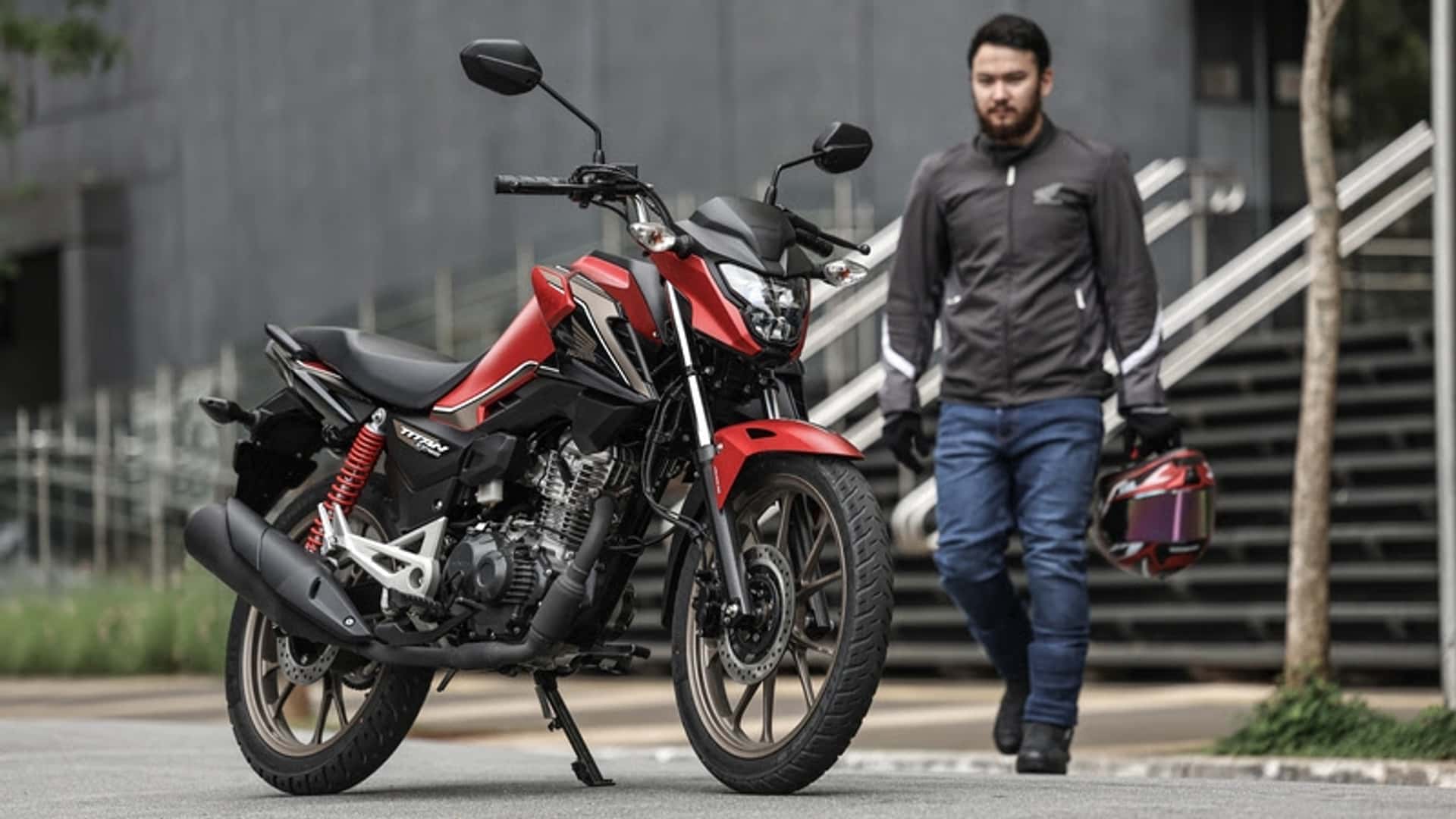 CG pagando a conta do Civic? Motos da Honda irão conter prejuízo da marca