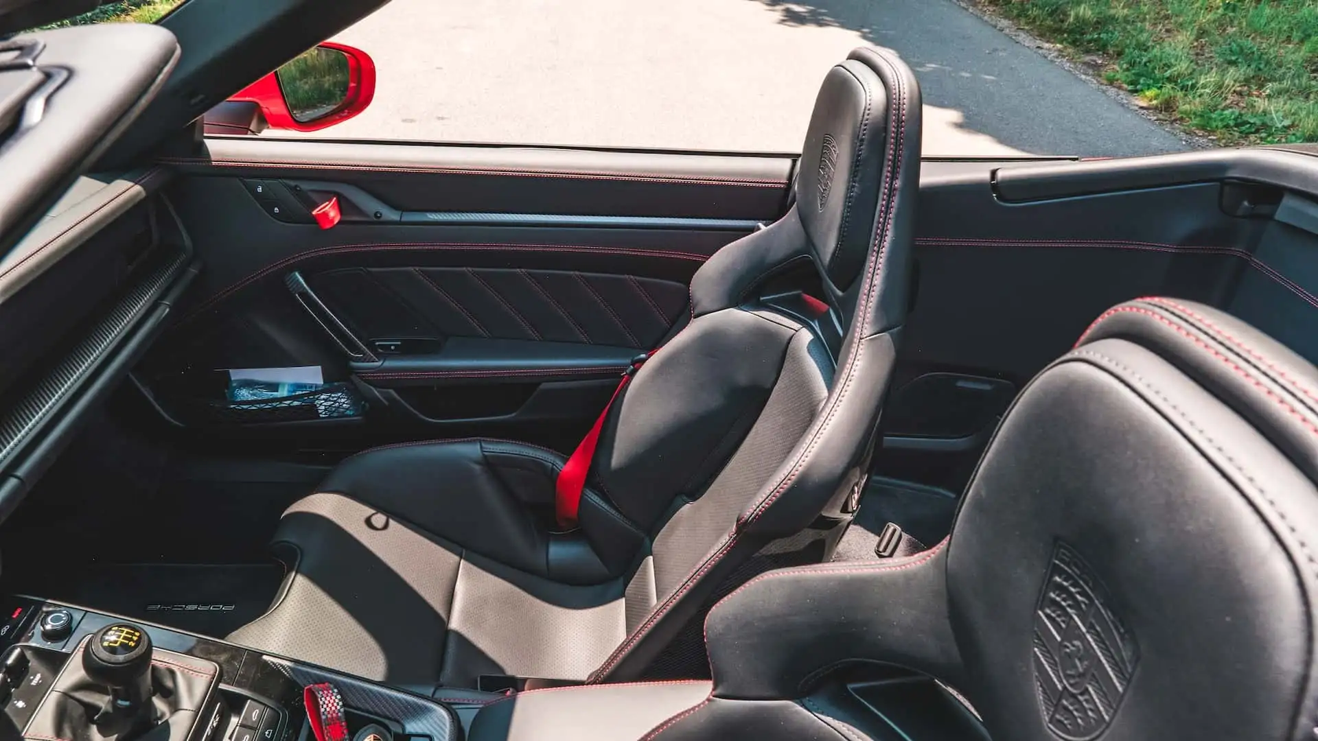 https://cdn.motor1.com/images/mgl/koK2nB/s1/2027-porsche-911-gt3-s-c-first-drive-review.webp