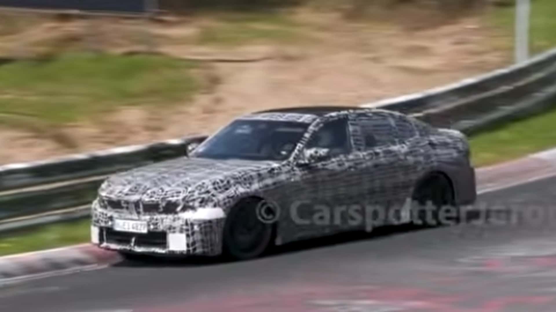 Depois de lançar I3, BMW agora acelera (literalmente) testes do Série 3
