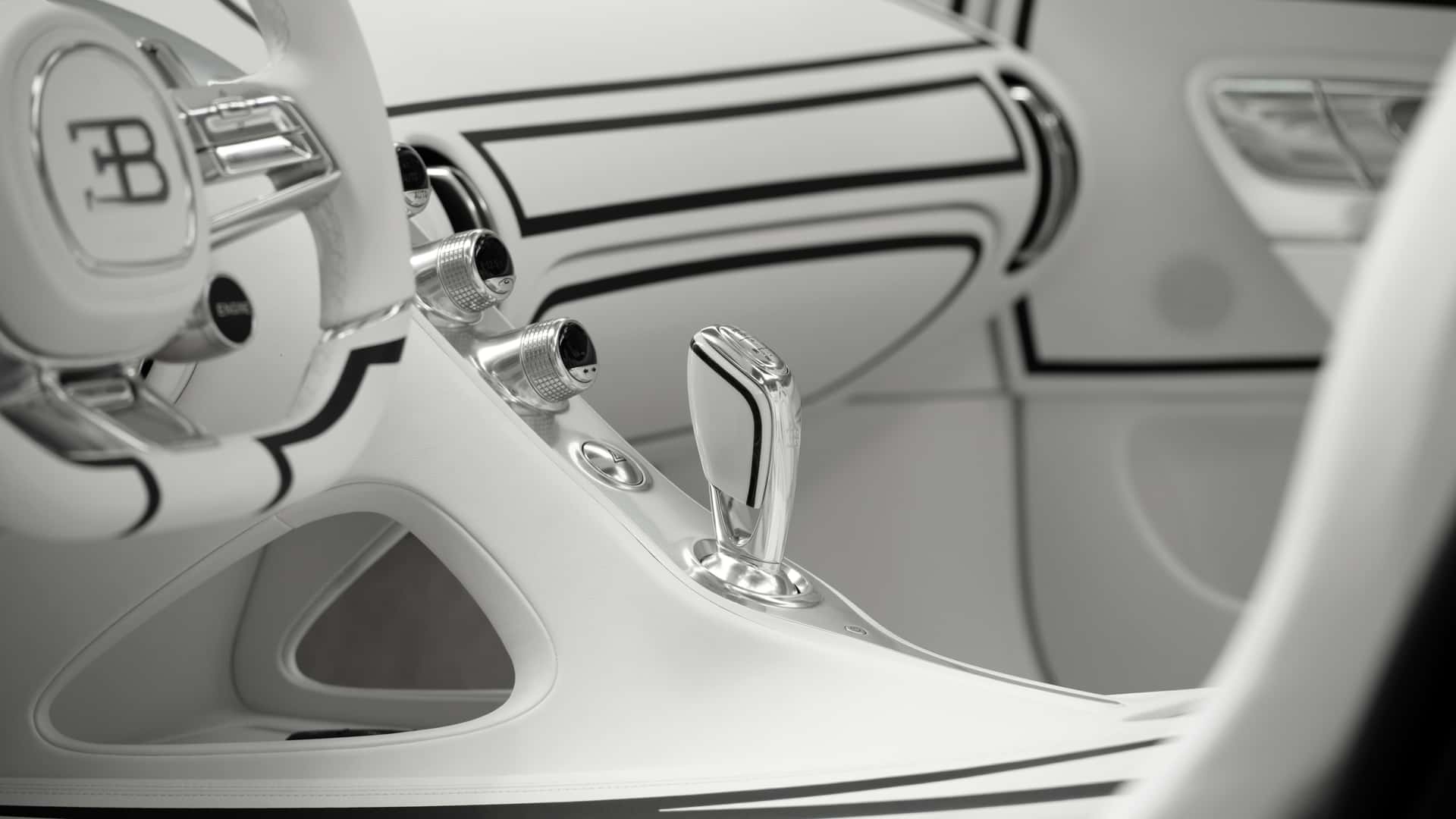 https://cdn.motor1.com/images/mgl/koKMxN/s1/bugatti-w16-mistral-blanc-eternel.jpg