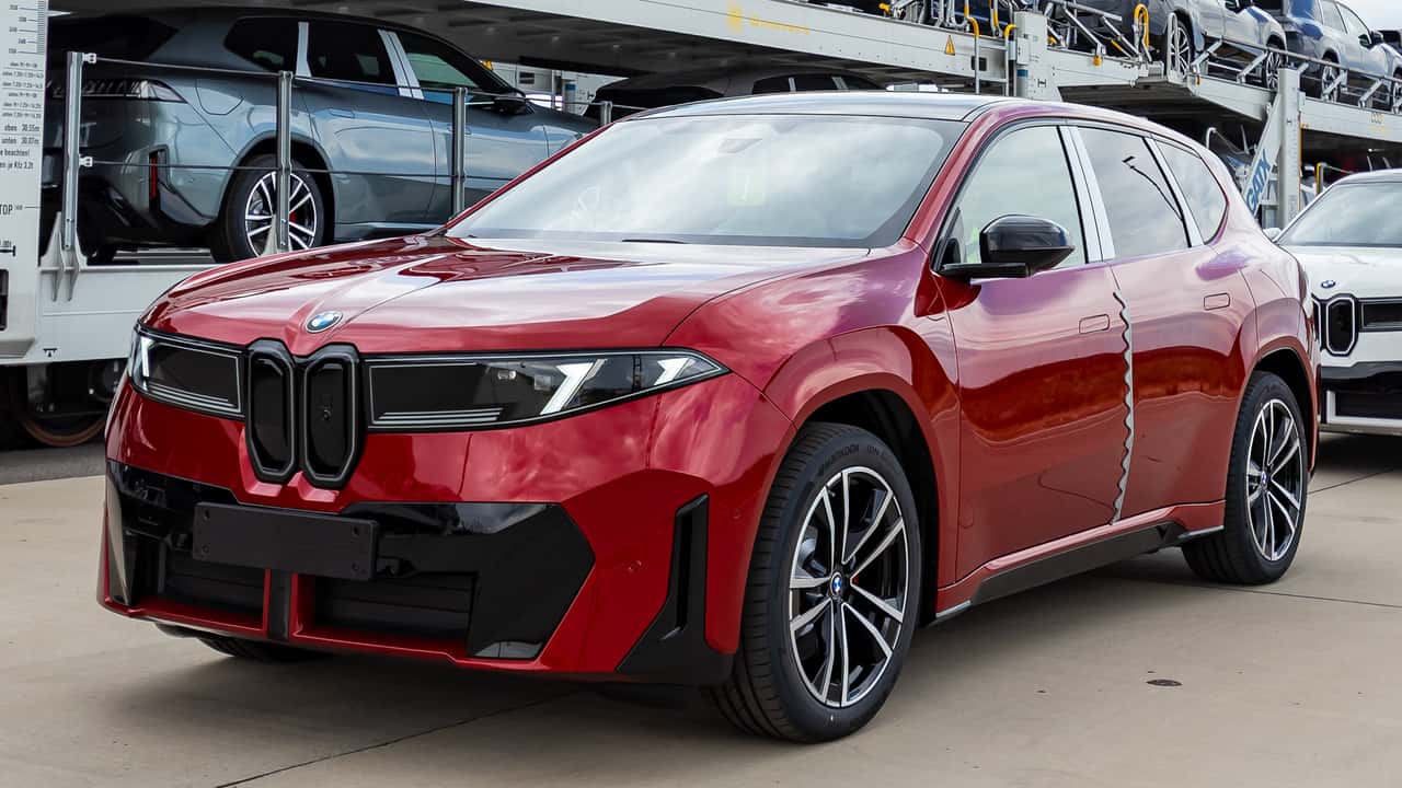BMW iX3 mal chegou ao Brasil e já é um sucesso: quase 100 mil pedidos