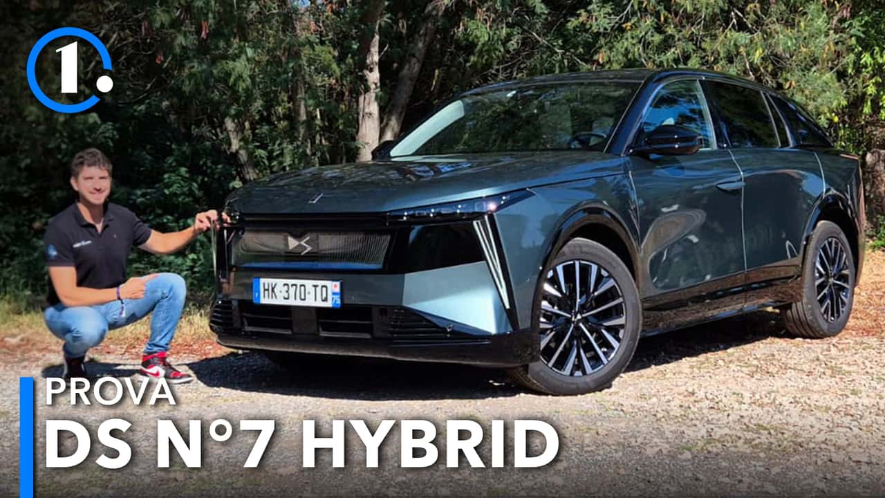 DS N°7 Hybrid