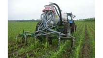 Scelte per integrare digestato e concimi organo‑minerali nel piano azotato del mais valutando rese, costi, vincoli normativi e rotazioni cerealicole
