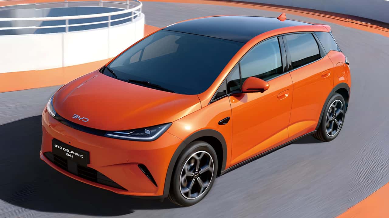 Novo BYD Dolphin G revela estratégia da BYD para híbridos flex no Brasil