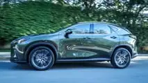 Acelerando o Lexus NX 450h+ 2026