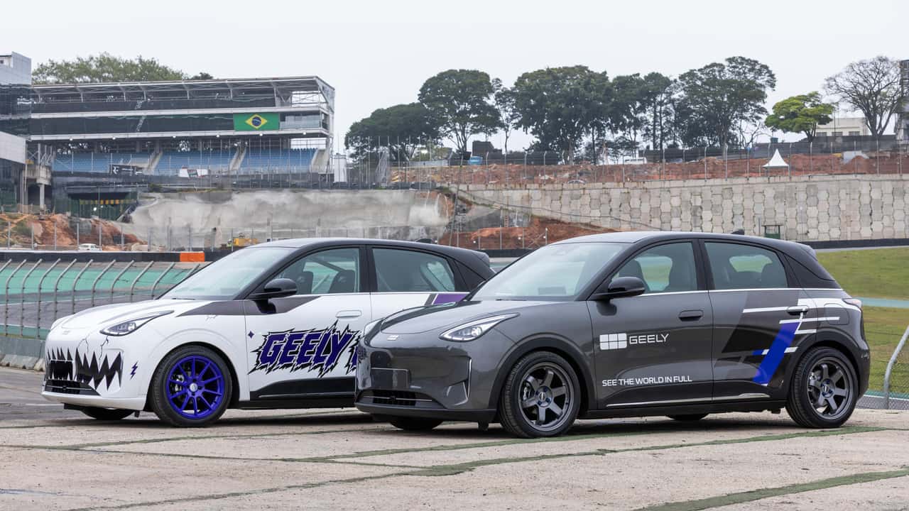 Geely EX2 vira carro de drift em conceito apresentado em Interlagos