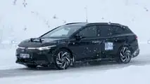 Photo d'espionnage de la Volkswagen ID.7 Tourer 2024