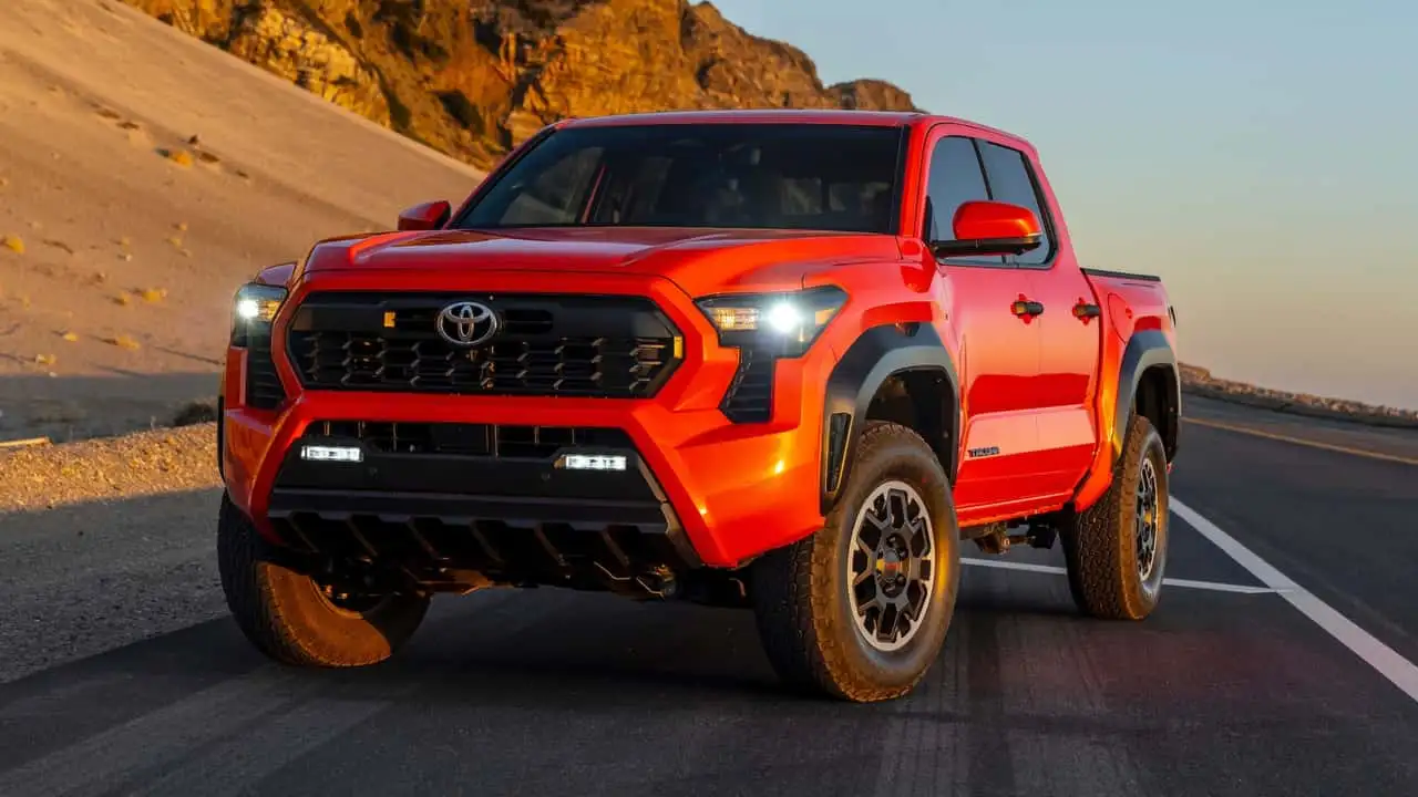 https://cdn.motor1.com/images/mgl/koWRoR/s3/toyota-tacoma.webp