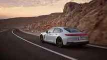Porsche Panamera E-Hybrid (2024)