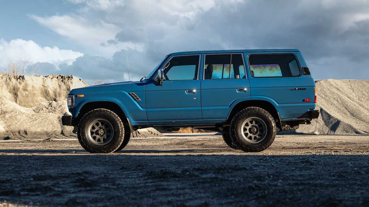 TLC Automotive Toyota Land Cruiser FJ62 Restomod