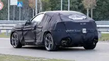 Foto - Ferrari Purosangue, nuove foto spia dei collaudi