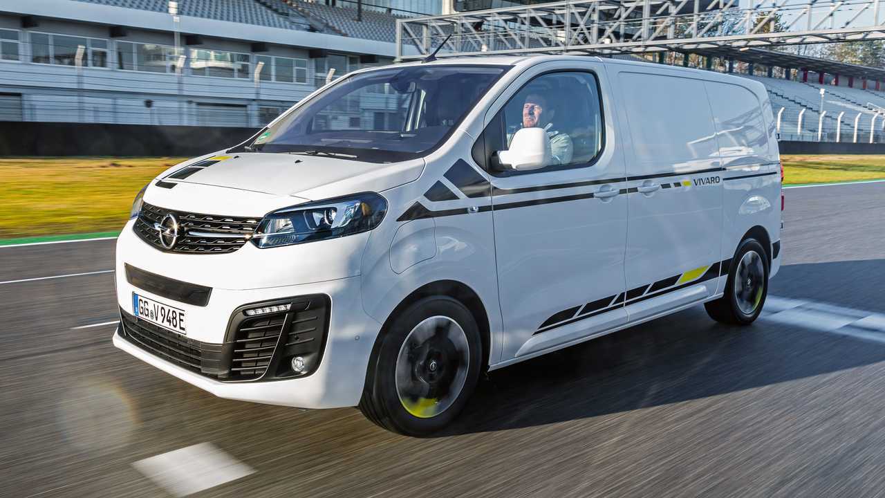Le nuove personalizzazioni adesive per Opel Vivaro e Zafira Life