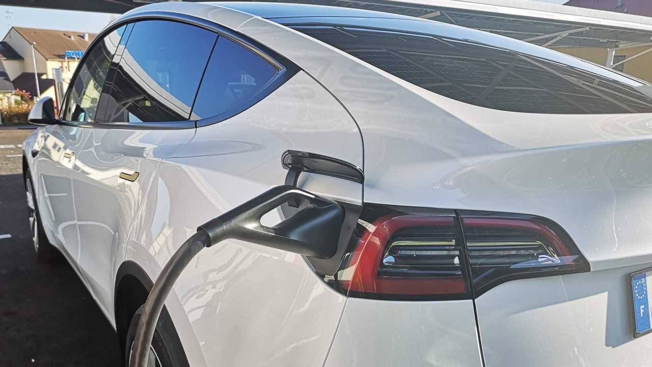 Essai Tesla Model Y Grande Autonomie (2021)
