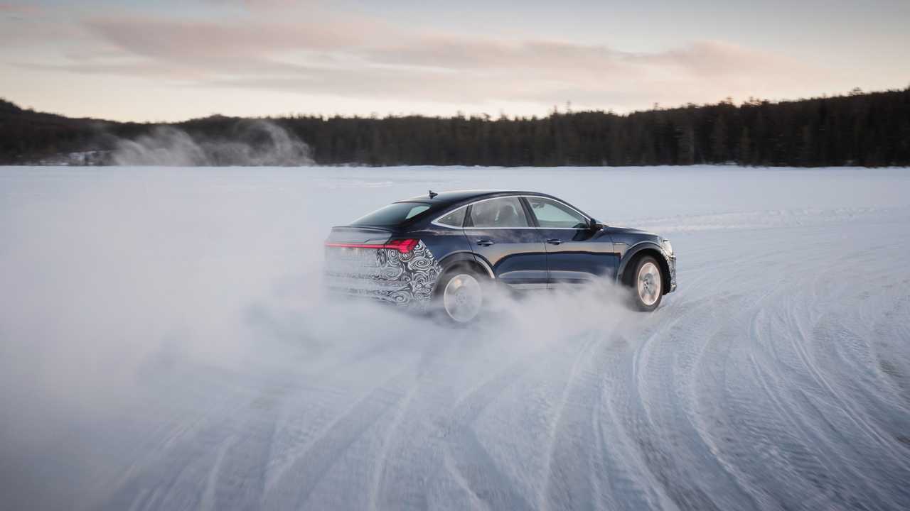 Audi e-tron Sportback restyling, i teaser ufficiali