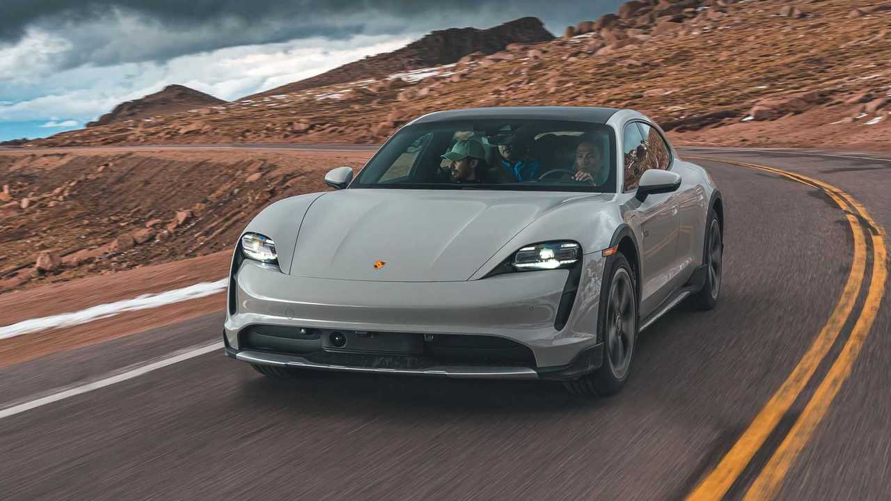 Porsche Taycan Cross Turismo sets altitude change record