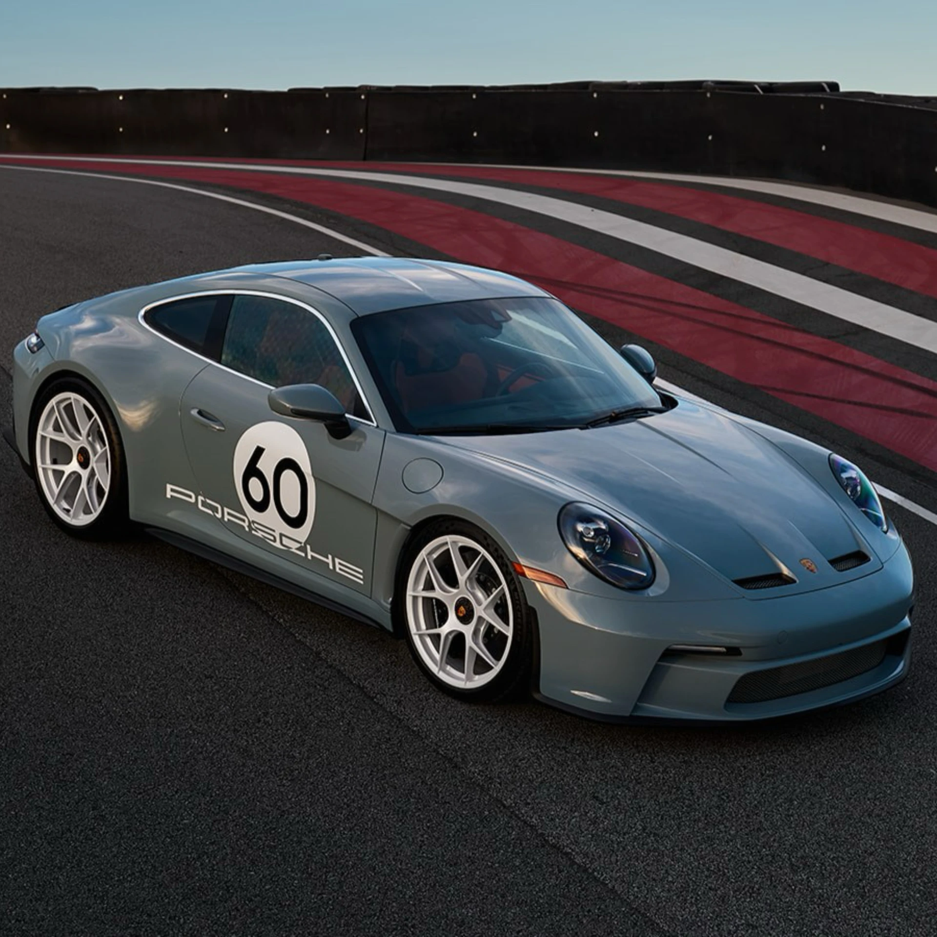 the-last-porsche-911-s-t-heads