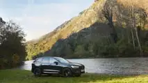 Volvo XC40 Black Edition 2025