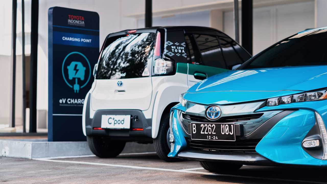 Mobil listrik Toyota di xEV Center