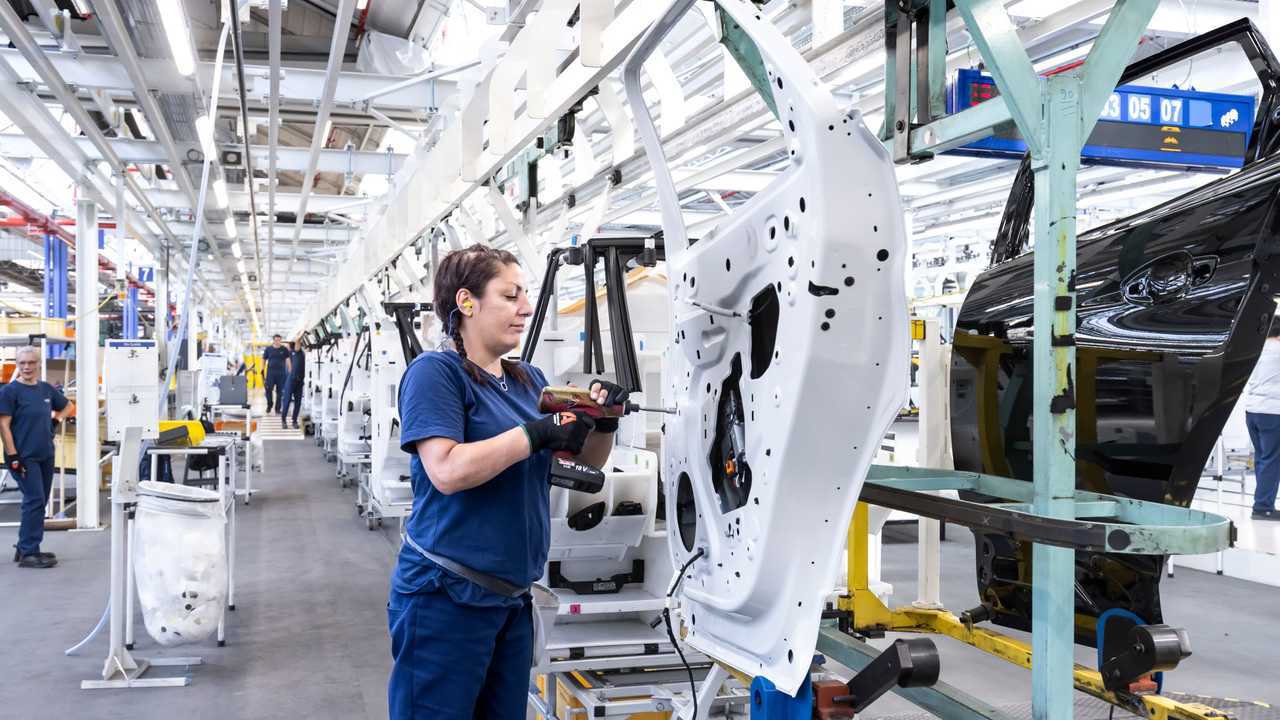 Peugeot, la fabbrica di Sochaux