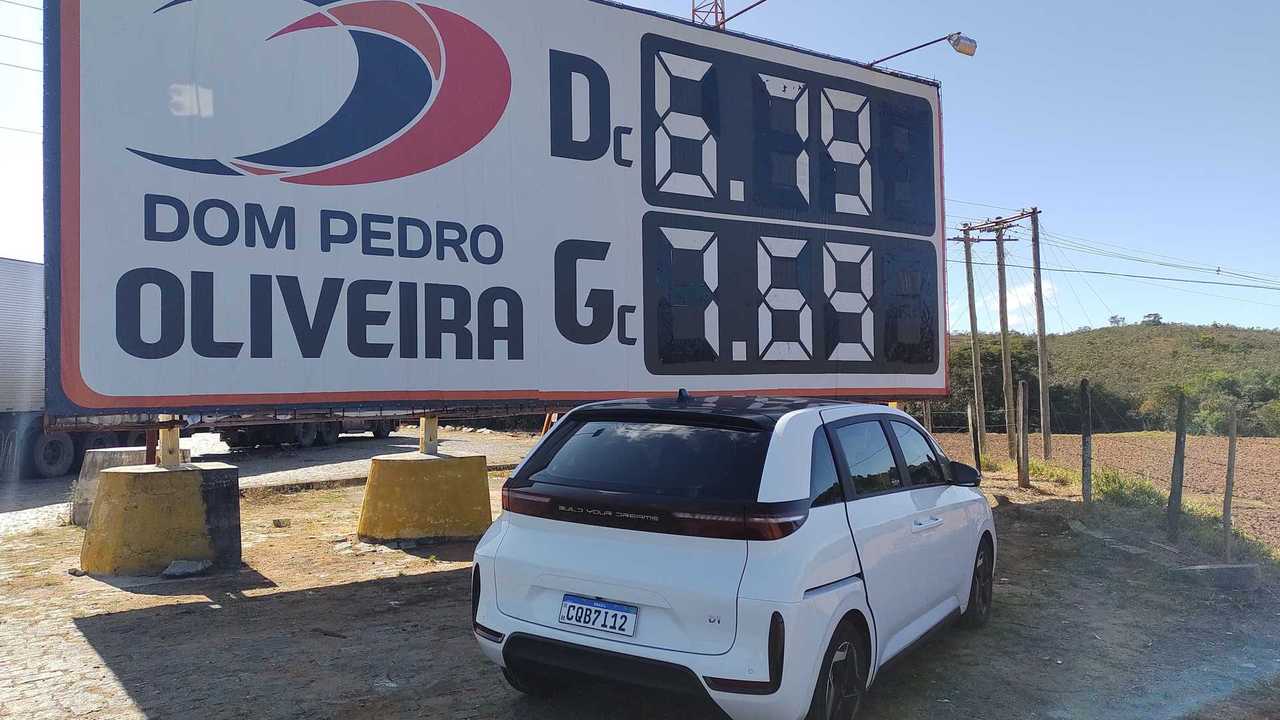 BYD D1 à caminho de Belo Horizonte (MG)