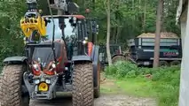 Valtra T235 V e Kesla 316 T Studio Unlimited