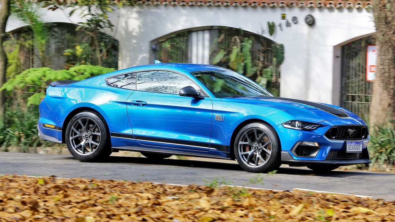 Dianteira do Ford Mustang Mach 1