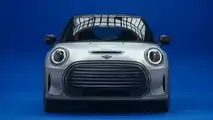 Mini Strip (co-)created by Paul Smith (2021)