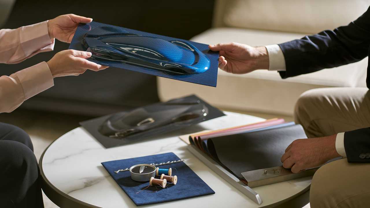 Вдохновленный Нью-Йорком Automobili Pininfarina Battista