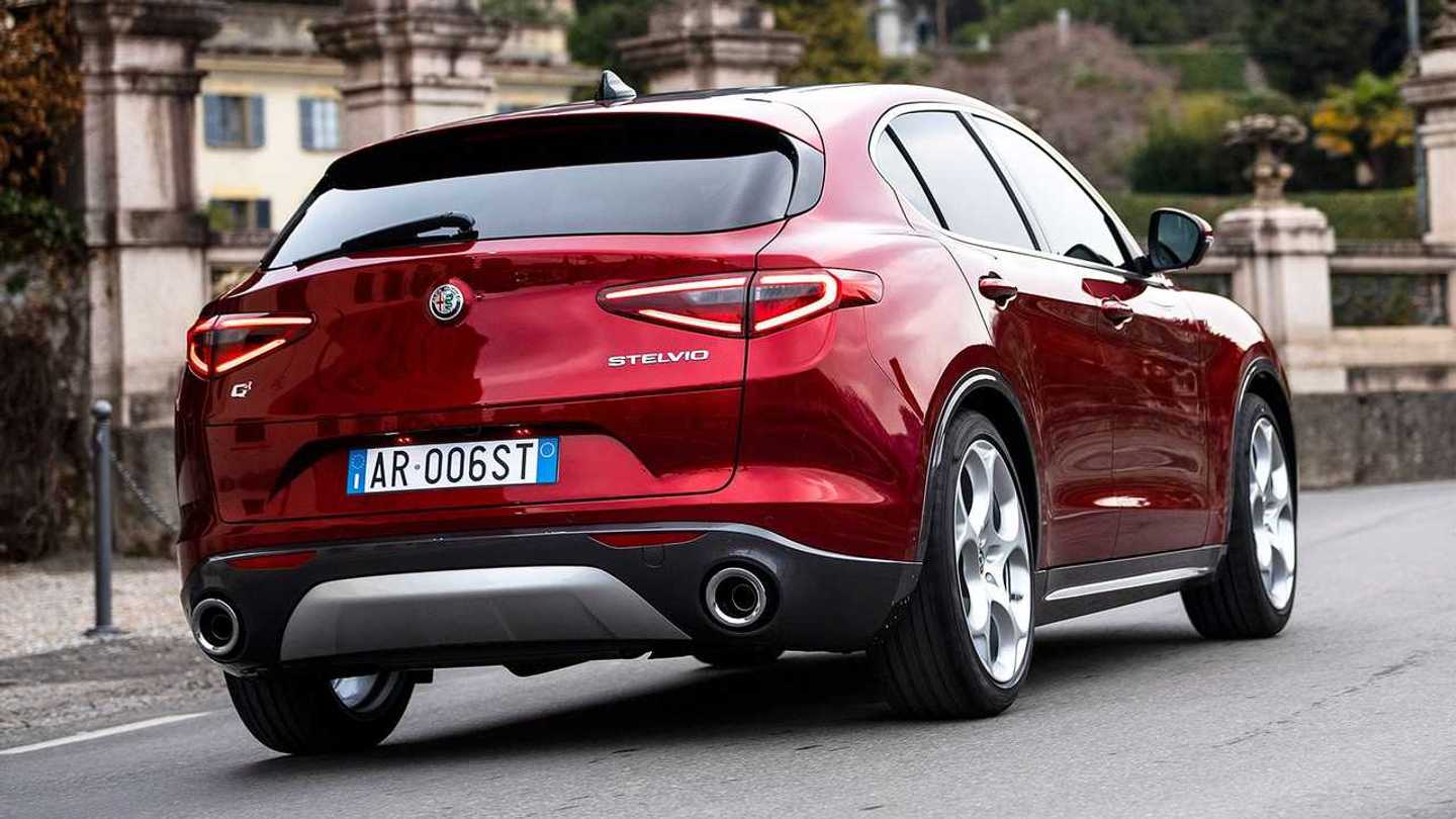 Alfa Romeo Stelvio 6C Villa d'Este, i dettagli del SUV esclusivo