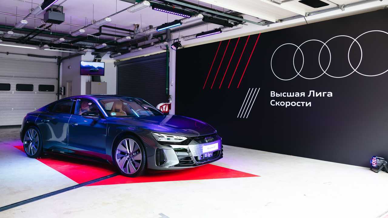 Audi RS e-tron GT на треке Moscow Raceway