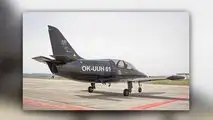 L-39-Albatros-Nachbau mit dem Motor der BMW S 1000 RR