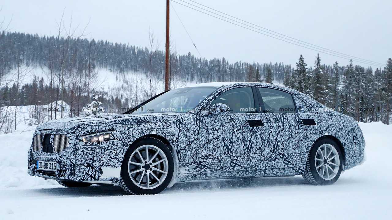 Mercedes-Benz S-Class - шпионские снимки седана