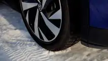 Volkswagen ID.4 winter driving