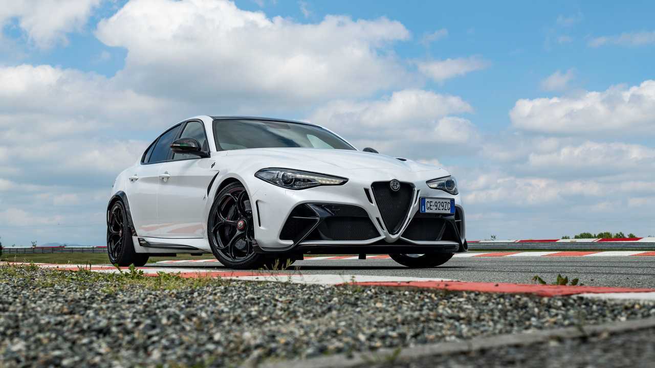 Alfa Romeo Giulia GTA, la prova